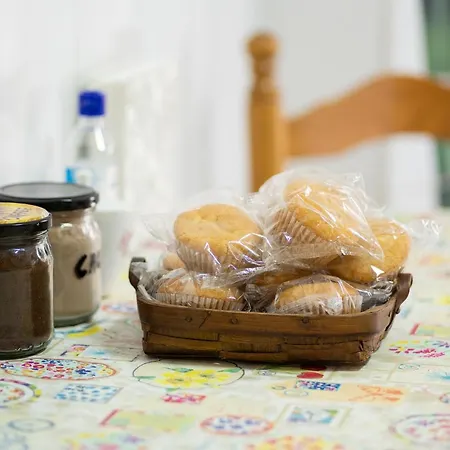 Apartment Centrico Y Parking Gratuito Vut 142 As